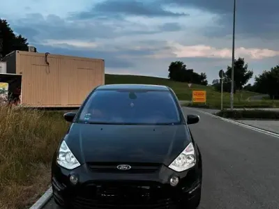 Gebraucht Ford S-MAX S 163 PS (119 kW) 2012 Schwarz Van / Kleinbus