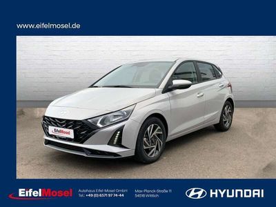 gebraucht Hyundai i20 i20 / Vorführfahrzeug / Wittlich Toyota |- 1.0 Trend /Virtual/FLA/SHZ/Navi/PDC/KAM