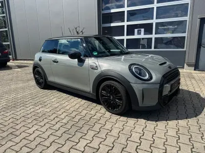 Gebraucht Mini Cooper S 178 PS (130 kW) 2022 Kleinwagen