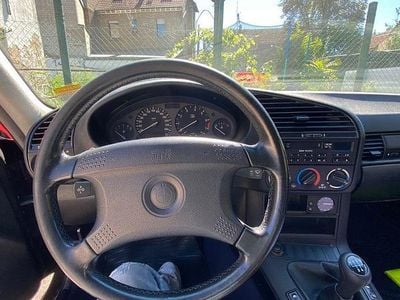 Second-hand BMW 320 150 CP (110 kW) 1994 Negru Coupe