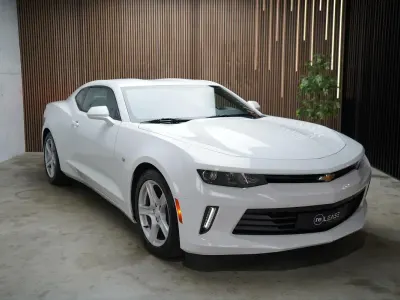 Używany Chevrolet Camaro 279 KM (205 kW) 2016 Biały Coupe