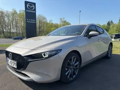 Gebraucht Mazda 3 Exclusive-Line 140 PS (102 kW) 2025 Platinum quartz m Limousine