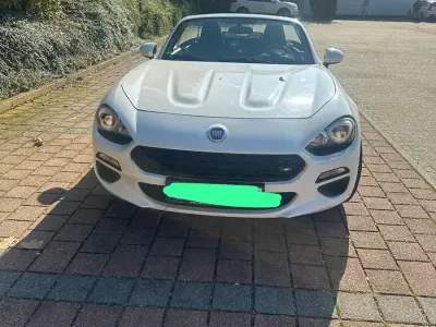 Gebraucht Fiat 124 Spider 140 PS (102 kW) 2018 Weiß Cabrio