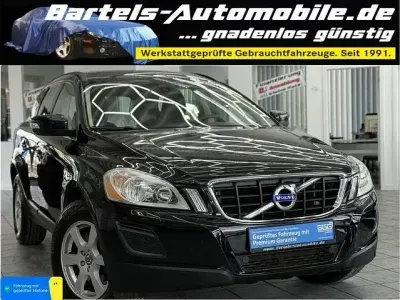 Gebraucht Volvo XC60 Momentum 163 PS (119 kW) 2010 Black sapphire / metallic SUV