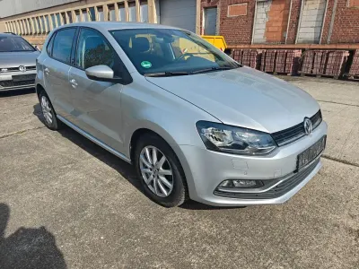 Gebraucht VW Polo Sound 90 PS (66 kW) 2017 Silber Limousine