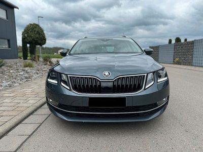 gebraucht Skoda Octavia Style NAHEZU VOLL COLUMBUS CANTON DSG