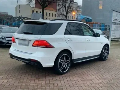 Gebraucht Mercedes GLE450 AMG AMG 367 PS (269 kW) 2017 Weiß SUV