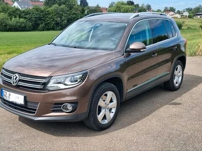 gebraucht VW Tiguan 2.0 tdi 4motion DSG Sommrreifen und Winterrifen