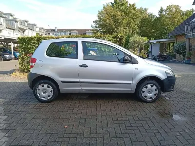 Gebraucht VW Fox Refresh 54 PS (39 kW) 2008 Silber Kleinwagen