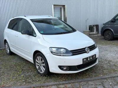Gebraucht VW Golf VII 140 PS (102 kW) 2012 Weiß Limousine