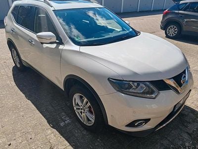 Gebraucht Nissan X-Trail 360º 132 PS (97 kW) 2014 Weiß SUV