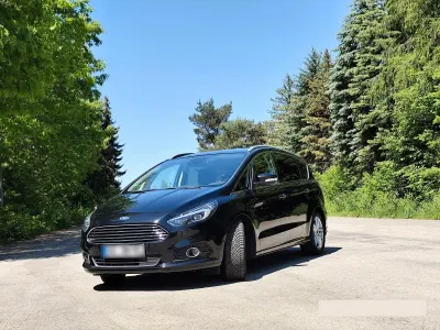 Gebraucht Ford S-MAX Titanium 190 PS (139 kW) 2019 Schwarz Van / Kleinbus