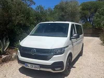 Gebraucht VW Multivan 150 PS (110 kW) 2021 Weiß Van / Kleinbus