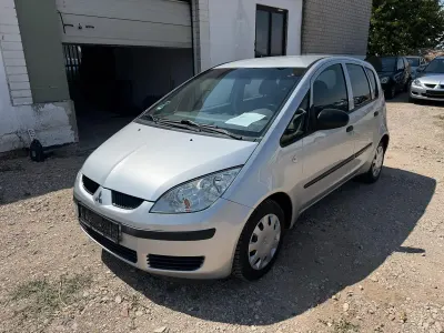 Gebraucht Mitsubishi Colt 95 PS (69 kW) 2005 Silber Kleinwagen
