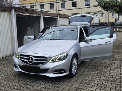 Gebraucht Mercedes E220 Edition 170 PS (125 kW) 2014 Grau Kombi