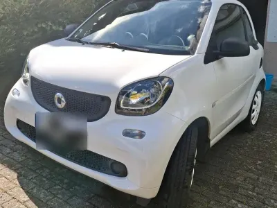 Gebraucht Smart ForTwo Electric Drive 60 kW (82 PS) 2018 Weiß Coupé