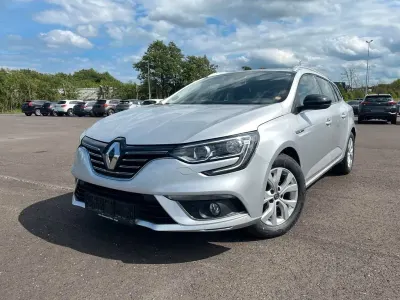 Gebraucht Renault Mégane GrandTour LIMITED 140 PS (102 kW) 2020 Grau Kombi
