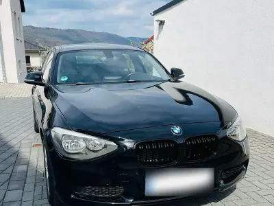 Gebraucht BMW 116 136 PS (100 kW) 2011 Schwarz Kleinwagen