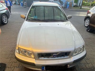 Volvo S40