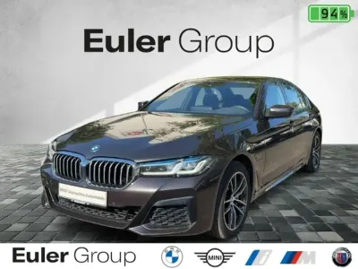 Gebraucht BMW 530e M Sport 292 PS (214 kW) 2023 Grau Limousine