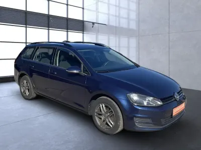 Gebraucht VW Golf VII Trendline 110 PS (80 kW) 2014 Blau Kombi