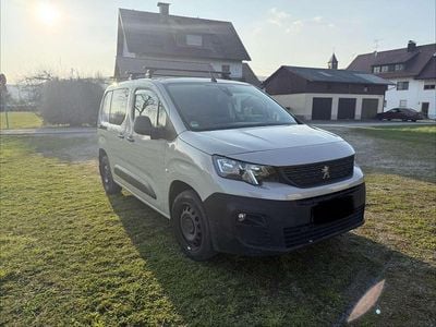 Gebraucht Peugeot Partner S 131 PS (96 kW) 2019 Van / Kleinbus