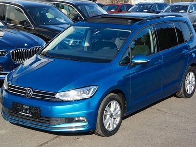Gebraucht VW Touran Comfortline 150 PS (110 kW) 2022 Blau Van / Kleinbus