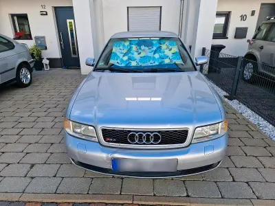 Gebraucht Audi A4 125 PS (91 kW) 1999 Silber Limousine