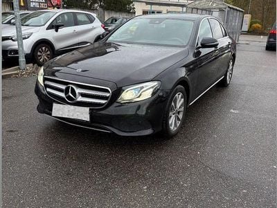 Gebraucht Mercedes E200 184 PS (135 kW) 2017 Schwarz Limousine