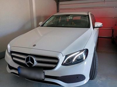 Mercedes E200
