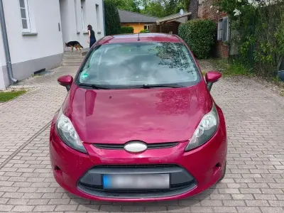 Gebraucht Ford Fiesta 60 PS (44 kW) 2008 Rot Kleinwagen