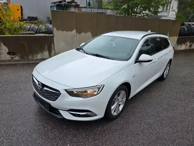 Gebraucht Opel Insignia 170 PS (125 kW) 2018 Weiß Limousine