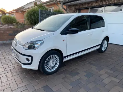 Gebraucht VW up! 75 PS (55 kW) 2016 Weiß Kleinwagen
