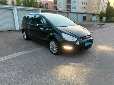 Gebraucht Ford S-MAX Business Edition 163 PS (119 kW) 2014 Schwarz Van / Kleinbus