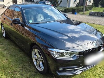 Gebraucht BMW 320 Sport Line 190 PS (139 kW) 2018 Schwarz Limousine