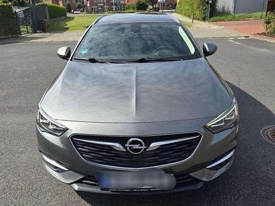 Grau Gebraucht 2018 Opel Insignia Business Kombi | 9.900 € (Fairer Preis)