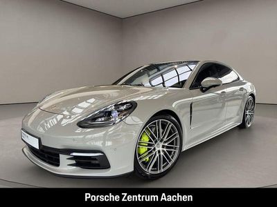 Porsche Panamera 4