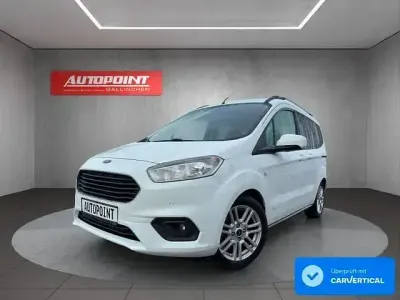 Gebraucht Ford Tourneo Courier Titanium 101 PS (74 kW) 2018 Andere Van / Kleinbus