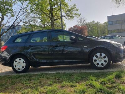 gebraucht Opel Astra Sports Tourer 1.7 CDTI 150 Jahre ...