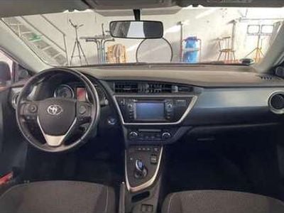 Toyota Auris Hybrid