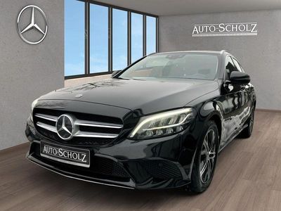 Schwarz Gebraucht 2020 Mercedes C180 Avantgarde Kombi | 19.426 € (Fairer Preis)
