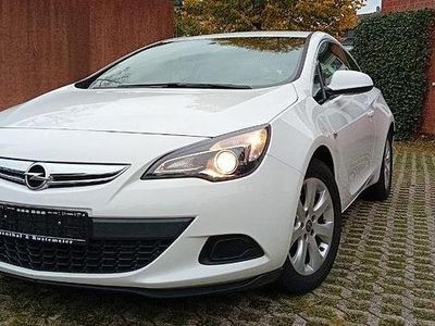 Opel Astra GTC