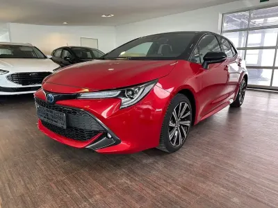 Gebraucht Toyota Corolla Hybrid Team 184 PS (135 kW) 2022 Rot Limousine