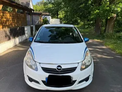 Gebraucht Opel Corsa OPC 101 PS (74 kW) 2011 Weiß Kleinwagen