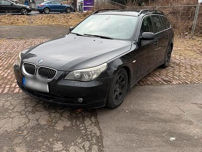 Gebraucht BMW 525 180 PS (132 kW) 2007 Schwarz Kombi