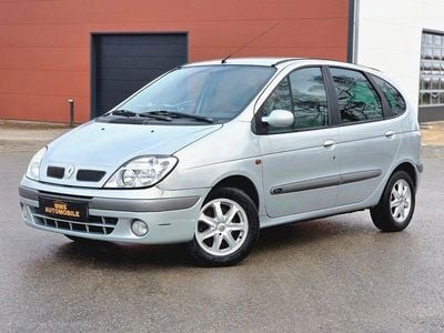 Gebraucht Renault Scénic Dynamique 107 PS (78 kW) 2002 Silber Van / Kleinbus