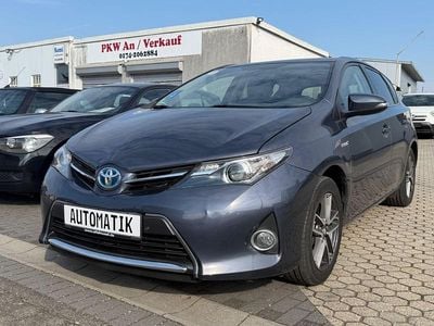 Gebraucht Toyota Auris Hybrid Edition 99 PS (72 kW) 2015 Grau Limousine