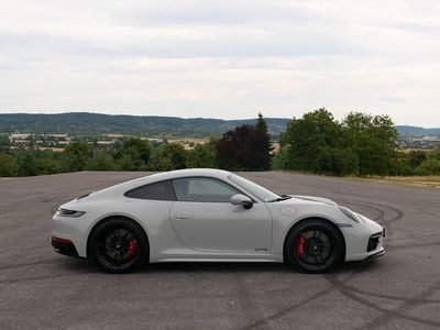 Porsche 911 Carrera GTS