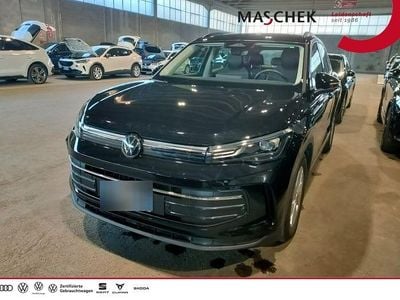 Gebraucht VW Tiguan Life 150 PS (110 kW) 2025 Schwarz SUV