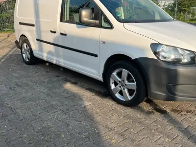 Gebraucht VW Caddy 102 PS (75 kW) 2012 Weiß Van / Kleinbus
